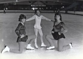 1970s - photo_skatersposinga.jpg